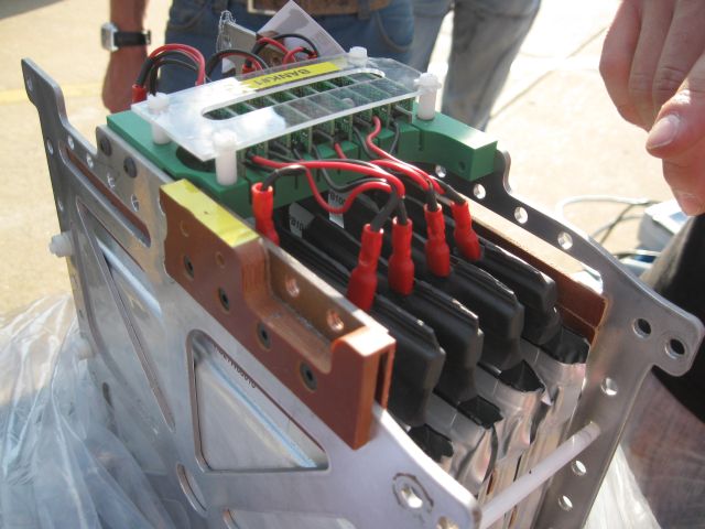Battery with Kokam pouch cells and Lithiumate cell boards